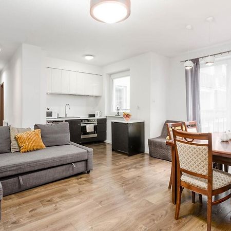 Chill Apartments Fieldorfa Варшава Екстериор снимка